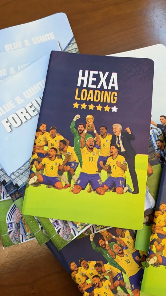 Hexa Loading notebook close up